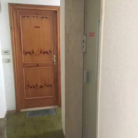 Apartament Monolocale Dori *